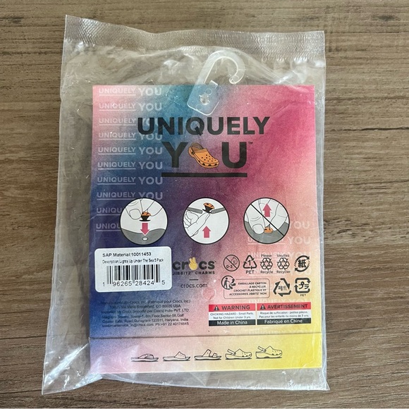 Crocs Jibbitz Charms Original Under The Sea Light Up Ocean 5 Pack New In Package - Picture 3 of 8